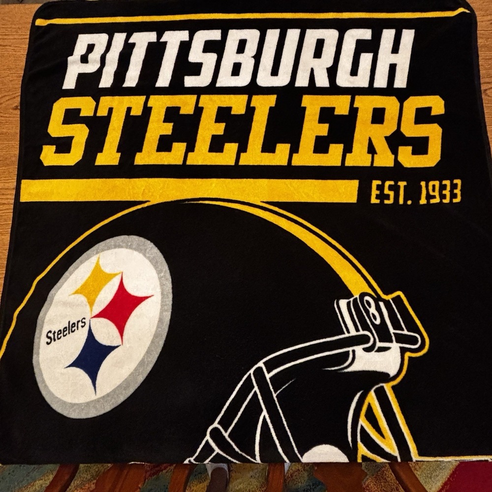 Pittsburgh Steelers Fleece Blanket Throw 50x60 Black Yellow Helmet Logo NFL